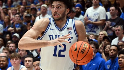 开云棋牌-状元热门~布泽尔儿子太稳了！9次出手轰24+14+5 进分区锦标赛决赛